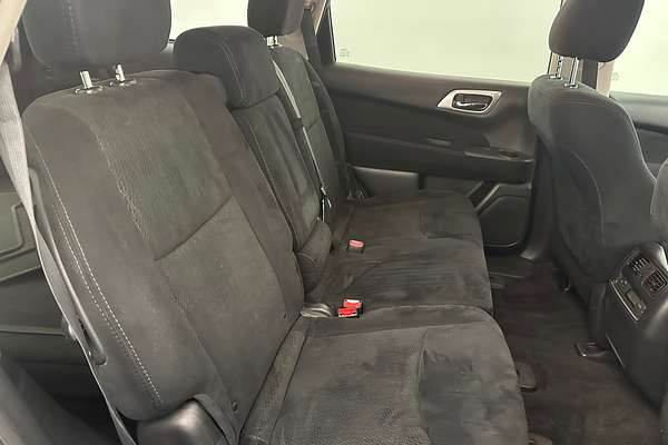 2015 Nissan Pathfinder ST R52