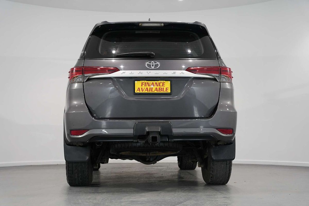 2017 Toyota Fortuner GX GUN156R