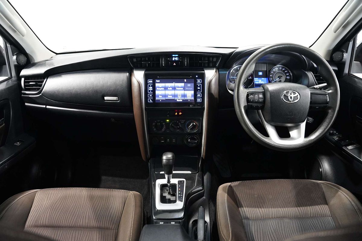 2017 Toyota Fortuner GX GUN156R
