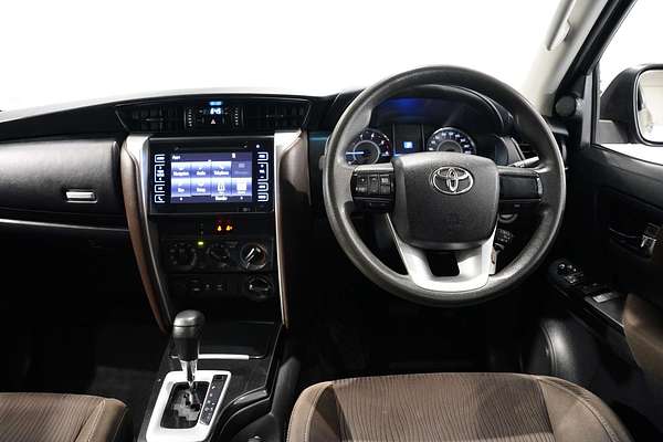 2017 Toyota Fortuner GX GUN156R