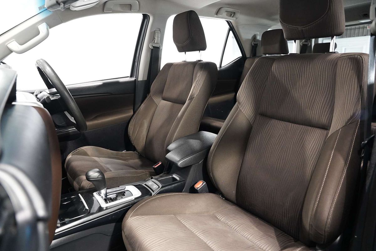 2017 Toyota Fortuner GX GUN156R