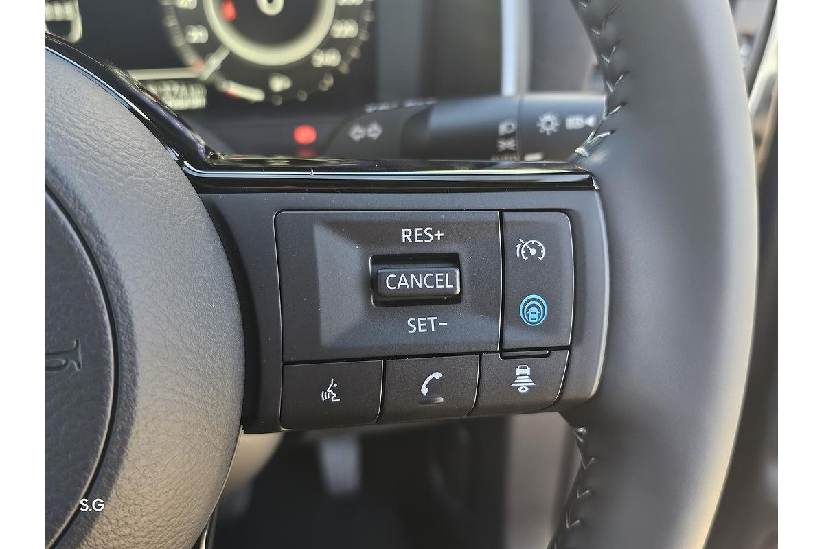 2025 Nissan QASHQAI N-DESIGN e-POWER J12