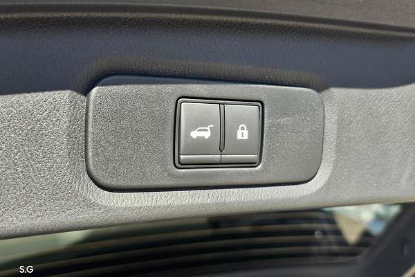 2025 Nissan QASHQAI N-DESIGN e-POWER J12