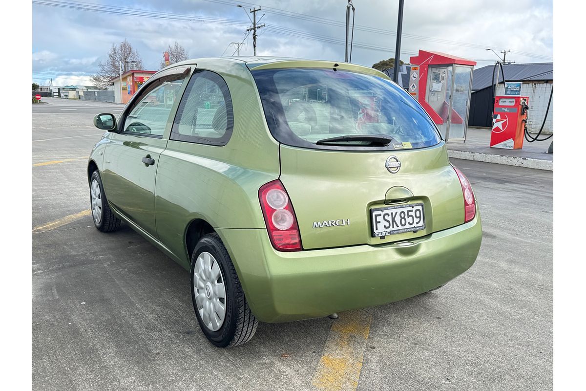 2003 Nissan MARCH