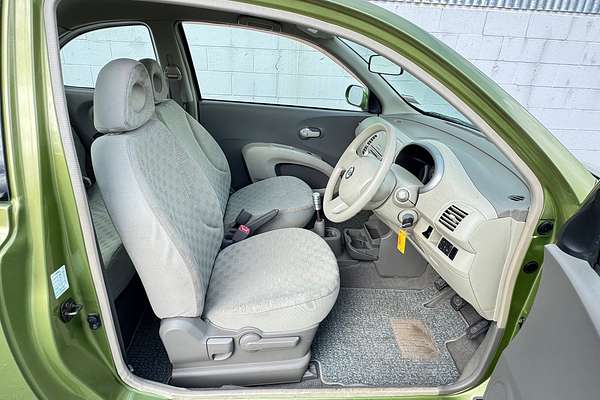 2003 Nissan MARCH