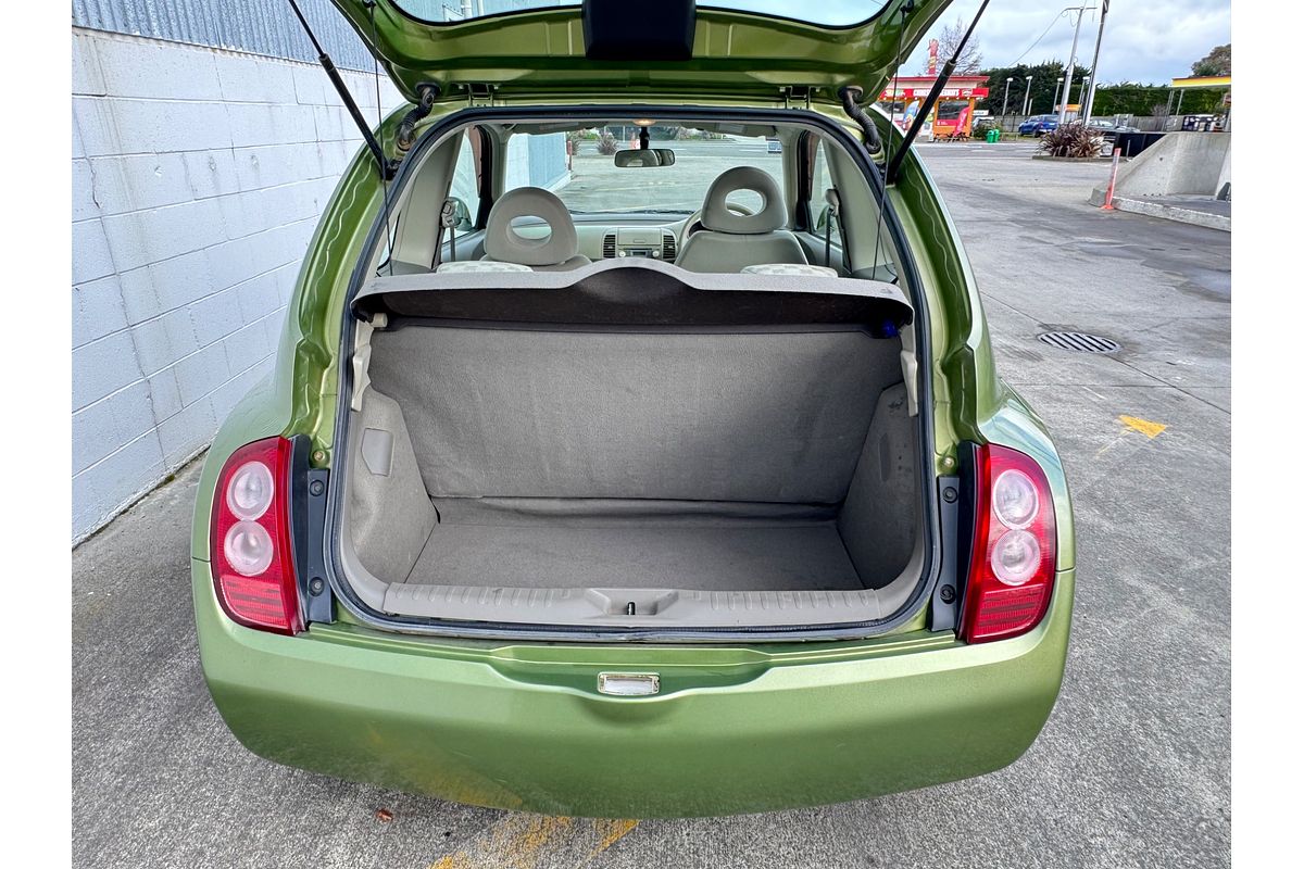 2003 Nissan MARCH