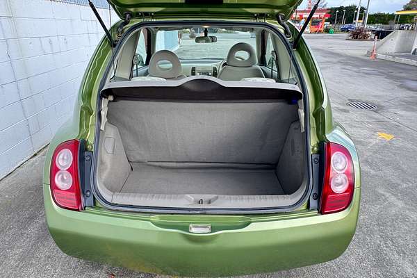 2003 Nissan MARCH