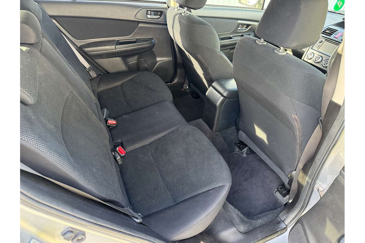 2014 Subaru XV 2.0i-L G4X