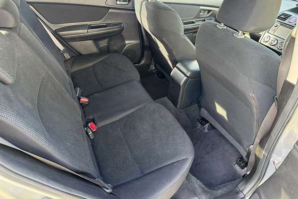 2014 Subaru XV 2.0i-L G4X