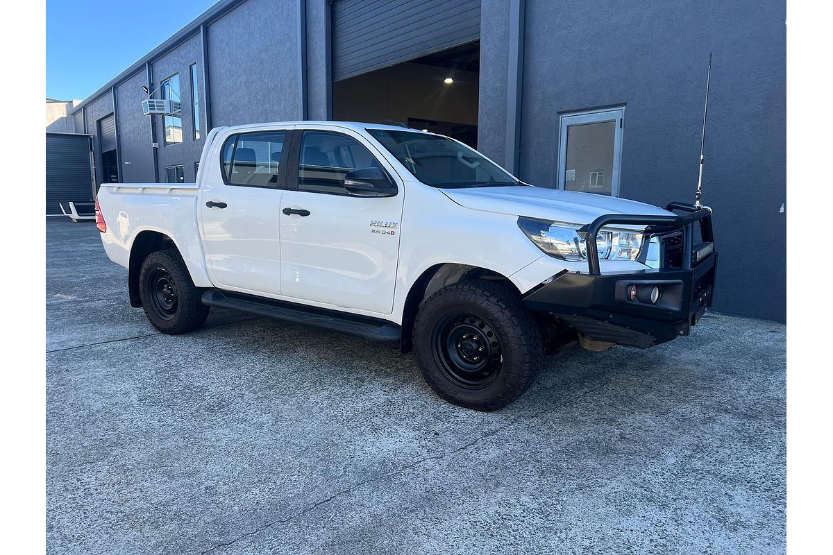 2020 Toyota Hilux SR GUN126R 4X4