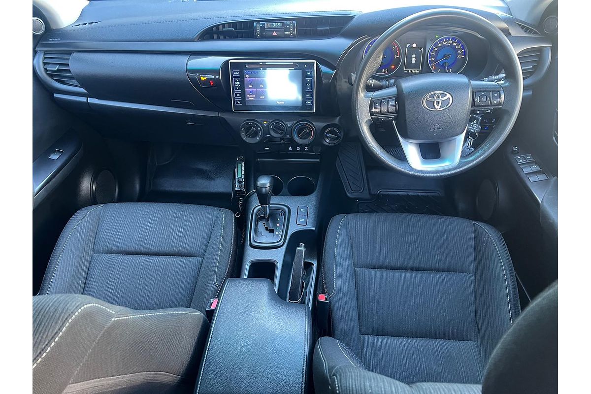2020 Toyota Hilux SR GUN126R 4X4