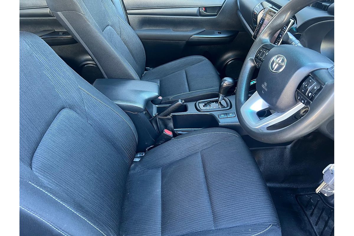2020 Toyota Hilux SR GUN126R 4X4