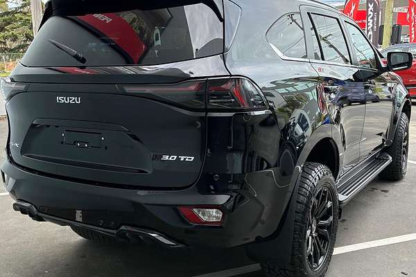 2025 Isuzu MU-X LS-U