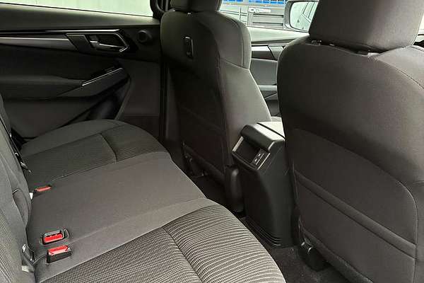 2025 Isuzu MU-X LS-U