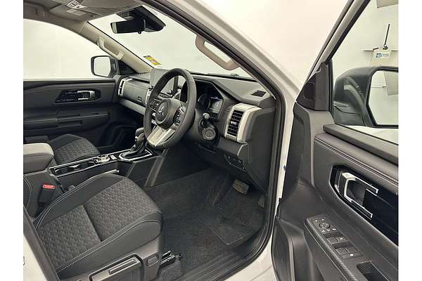 2025 Mitsubishi Triton GLS MV 4X4