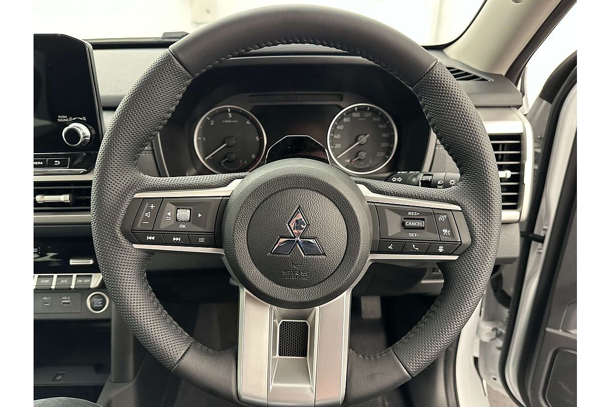 2025 Mitsubishi Triton GLS MV 4X4