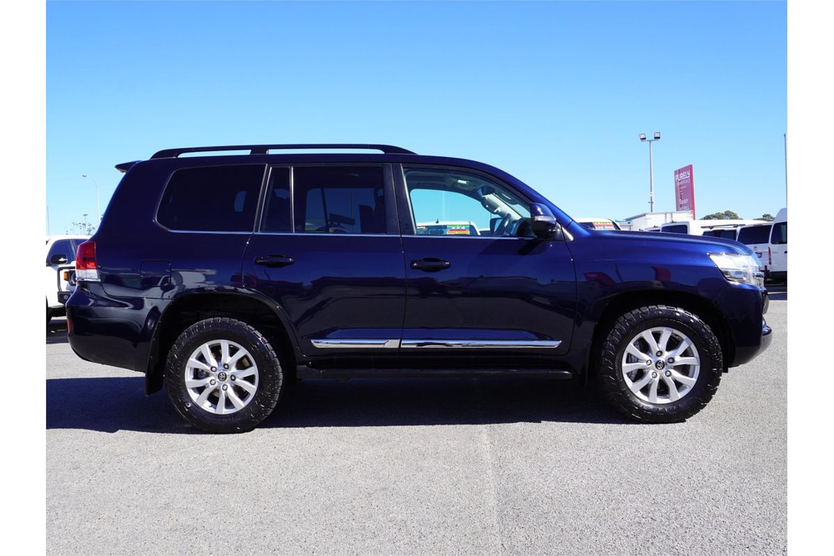 2016 Toyota Landcruiser Sahara VDJ200R