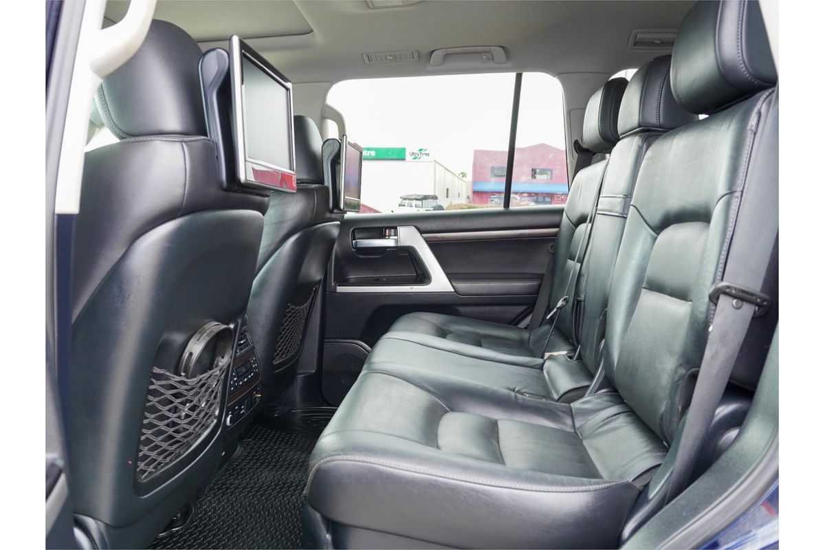 2016 Toyota Landcruiser Sahara VDJ200R