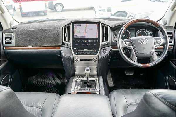 2016 Toyota Landcruiser Sahara VDJ200R