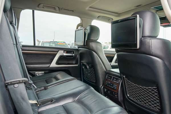 2016 Toyota Landcruiser Sahara VDJ200R