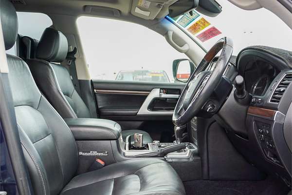 2016 Toyota Landcruiser Sahara VDJ200R