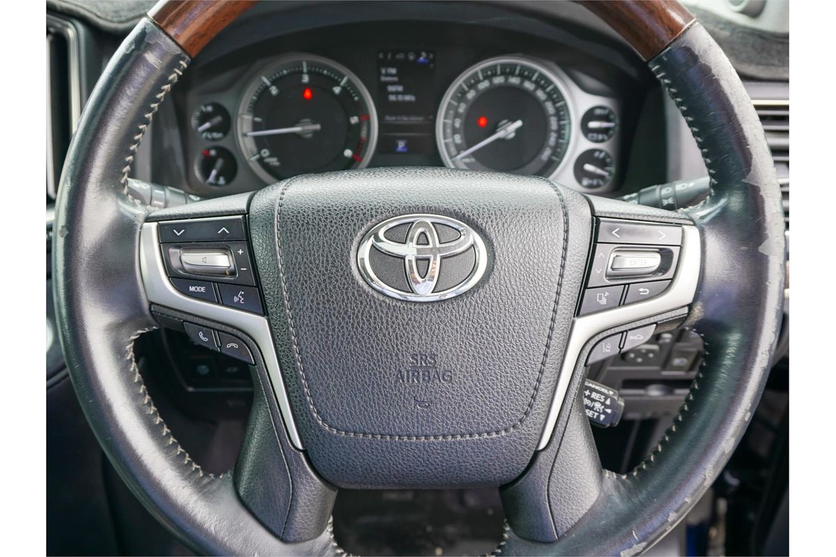 2016 Toyota Landcruiser Sahara VDJ200R