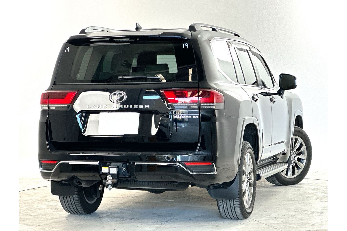 2023 Toyota Landcruiser Sahara ZX FJA300R