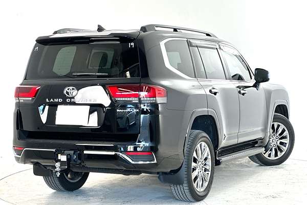 2023 Toyota Landcruiser Sahara ZX FJA300R