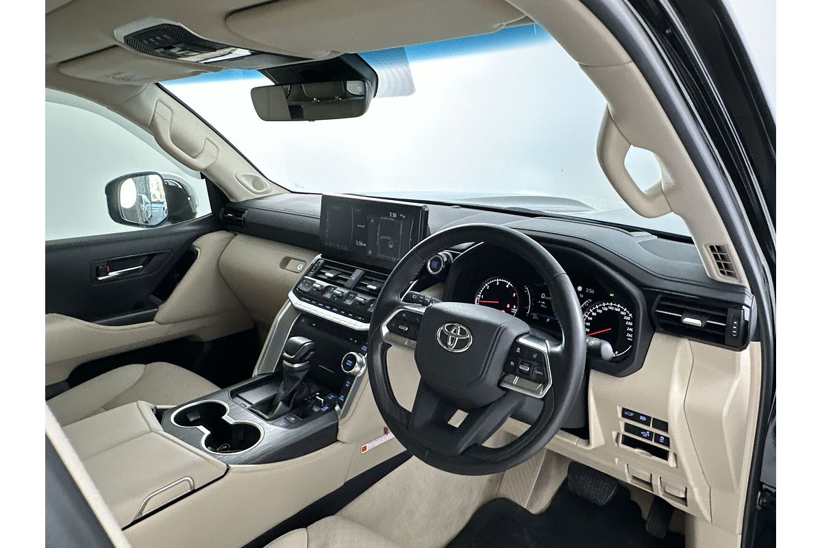 2023 Toyota Landcruiser Sahara ZX FJA300R
