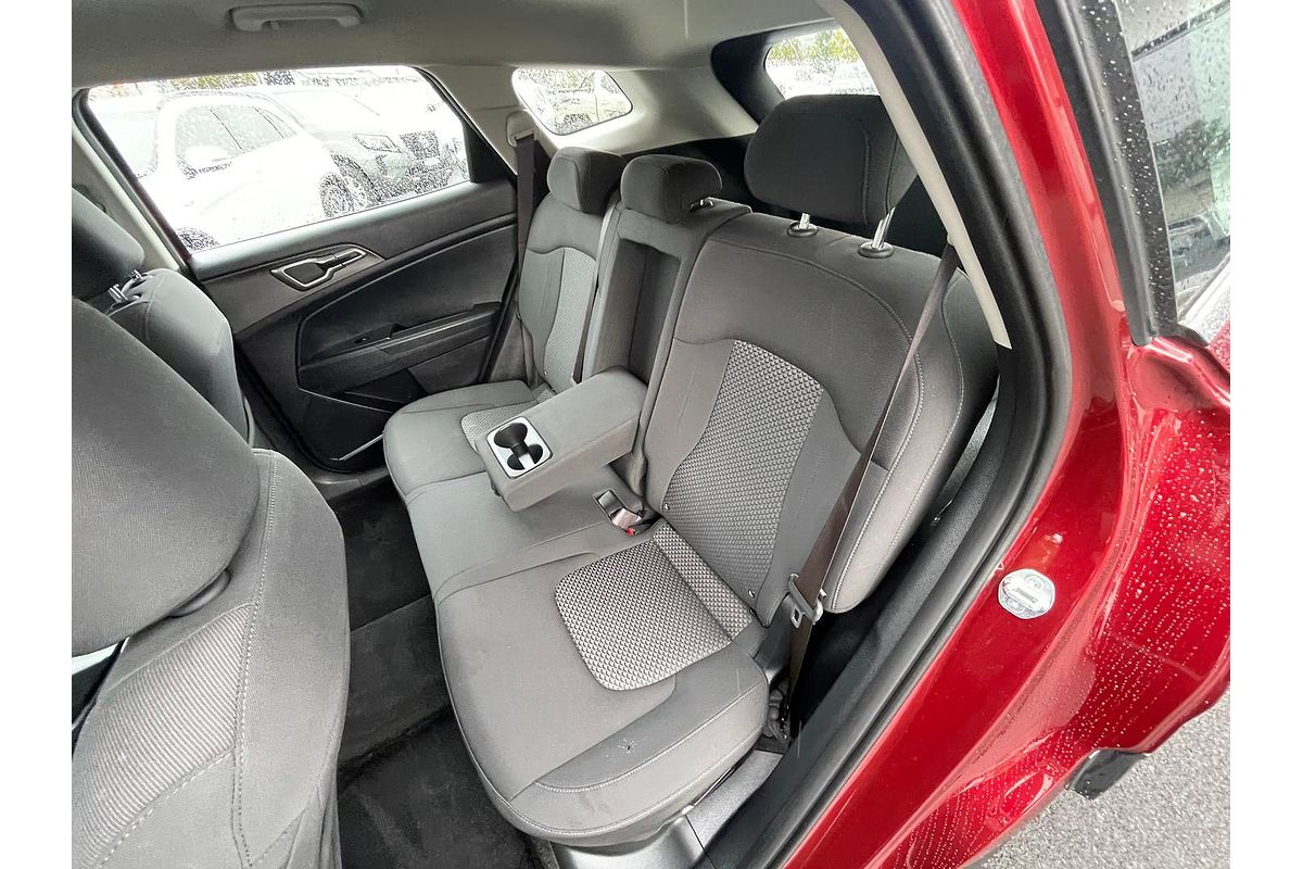 2024 Kia Sportage S NQ5