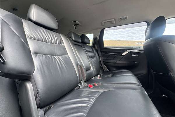 2016 Mitsubishi Pajero Sport Exceed QE
