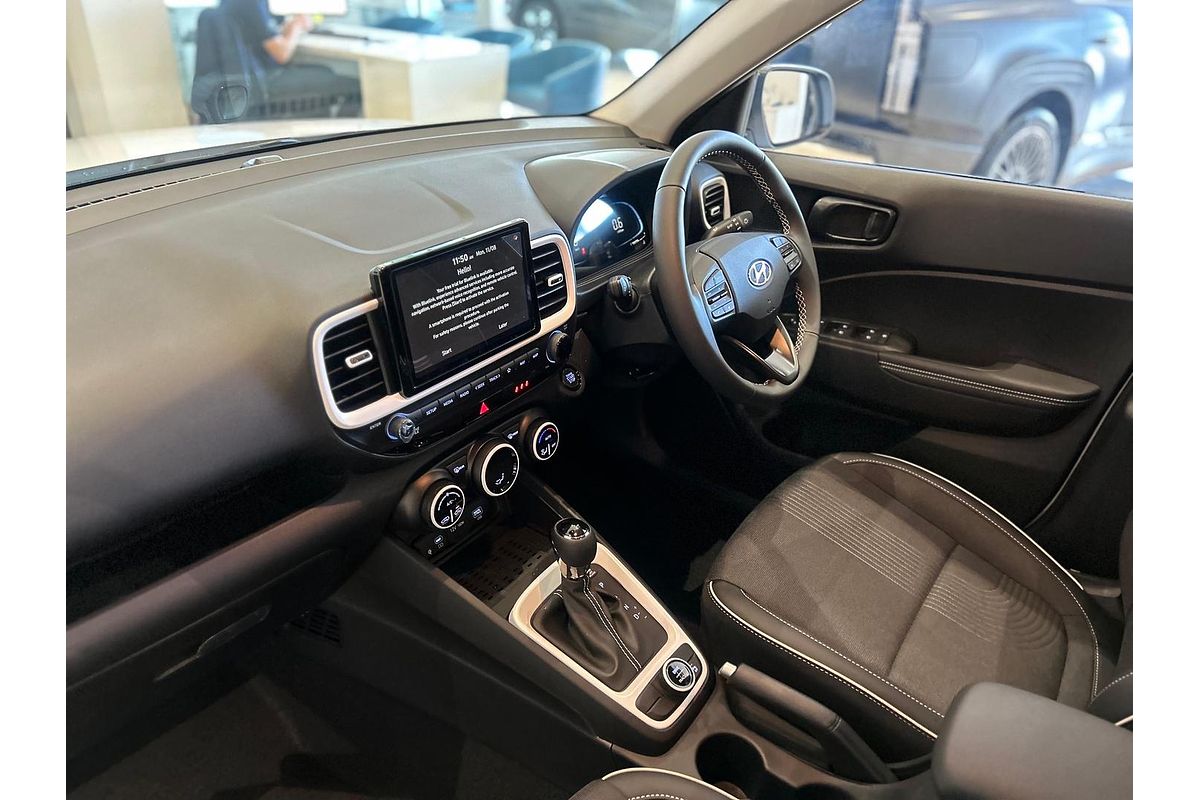 2025 Hyundai Venue Elite QX.V5