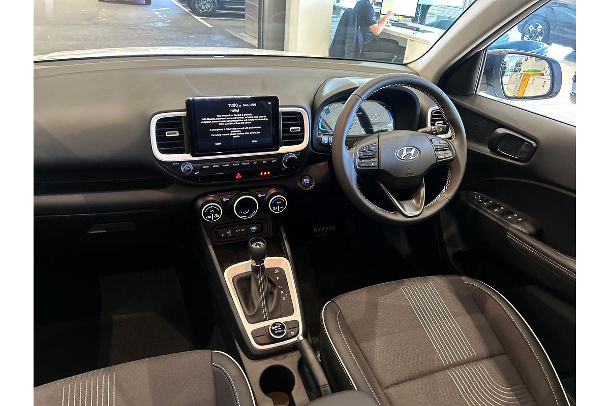 2025 Hyundai Venue Elite QX.V5