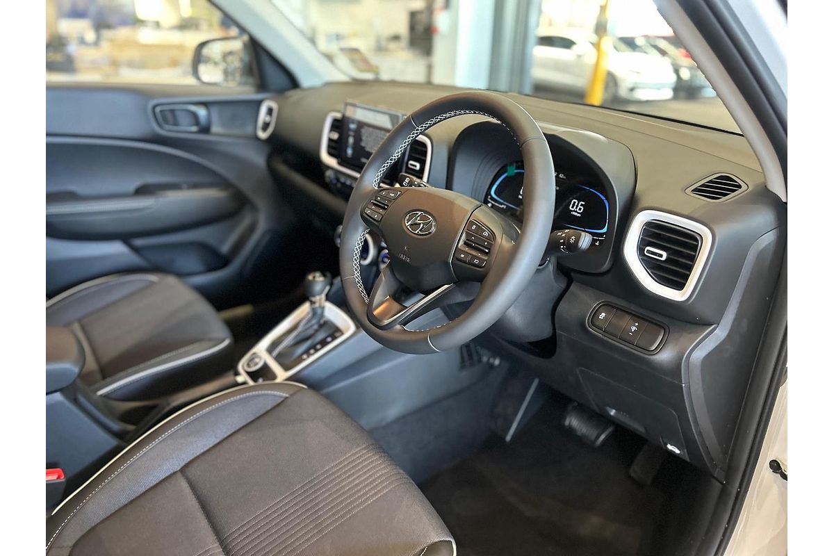 2025 Hyundai Venue Elite QX.V5