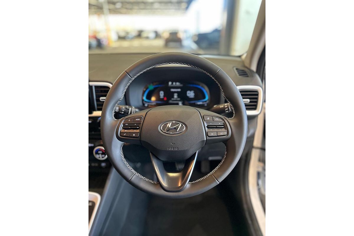 2025 Hyundai Venue Elite QX.V5