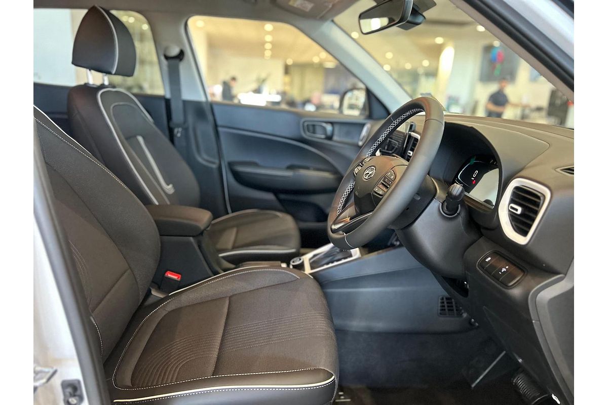 2025 Hyundai Venue Elite QX.V5