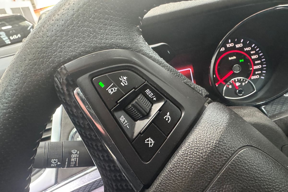 2015 Holden Commodore SS V Redline VF