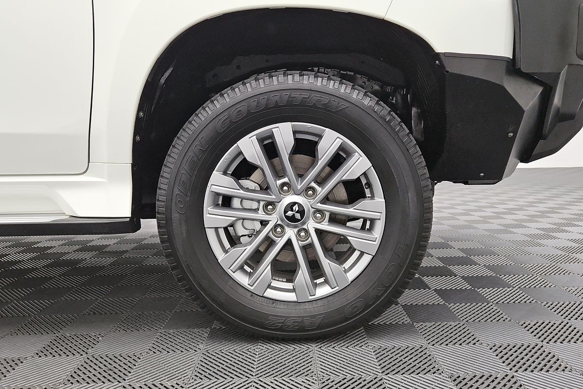 2021 Mitsubishi Pajero Sport GLX QF