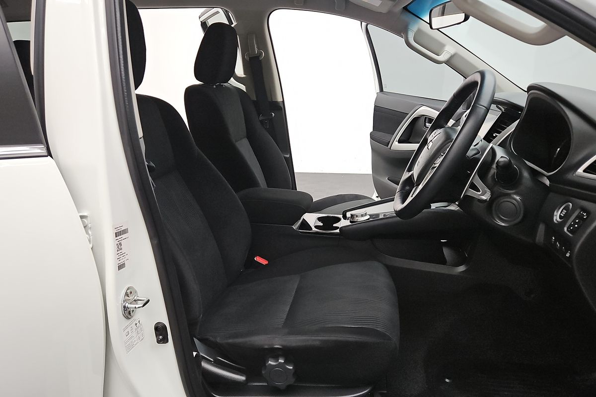 2021 Mitsubishi Pajero Sport GLX QF