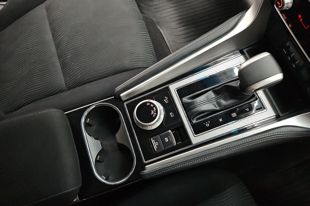 2021 Mitsubishi Pajero Sport GLX QF