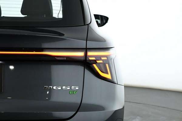 2025 MG MGS5 EV Excite 49 ZS3EM