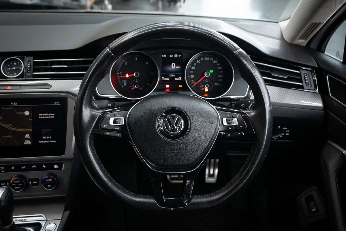 2017 Volkswagen Passat 140TDI Alltrack B8