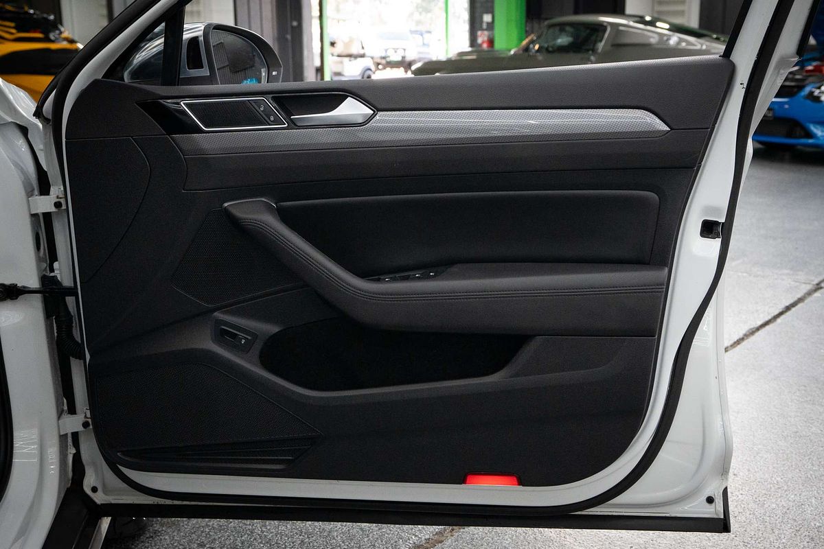 2017 Volkswagen Passat 140TDI Alltrack B8