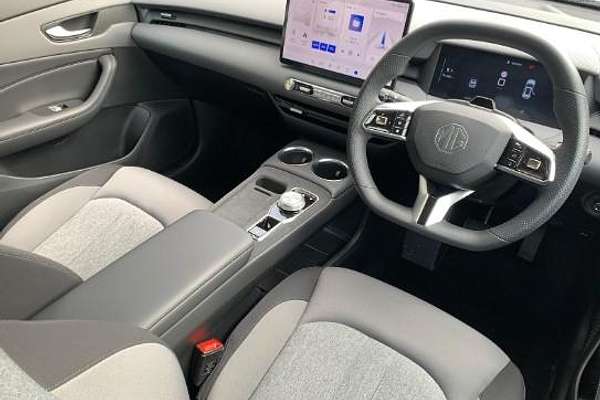 2025 MG MGS5 EV Excite 49 ZS3EM