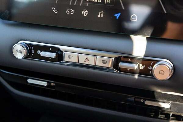 2025 MG MGS5 EV Excite 49 ZS3EM