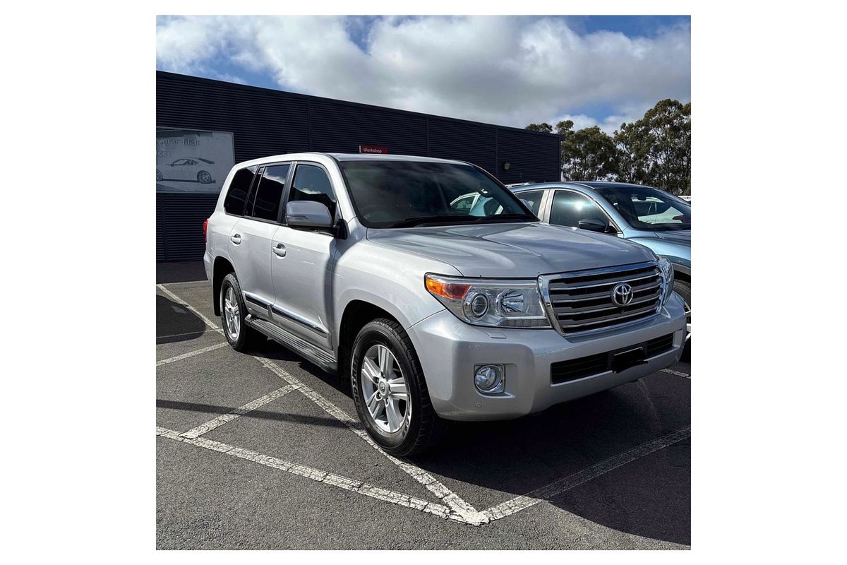 2014 Toyota Landcruiser Sahara VDJ200R