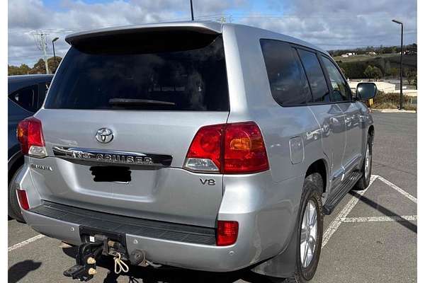 2014 Toyota Landcruiser Sahara VDJ200R