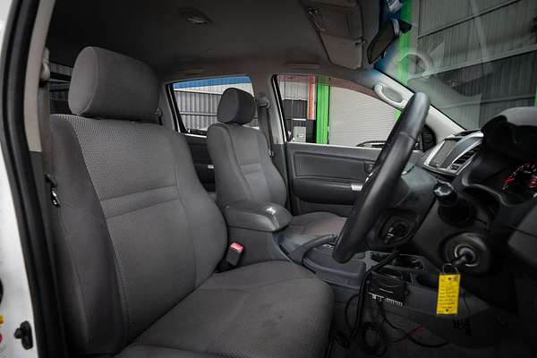 2013 Toyota Hilux SR5 KUN26R 4X4