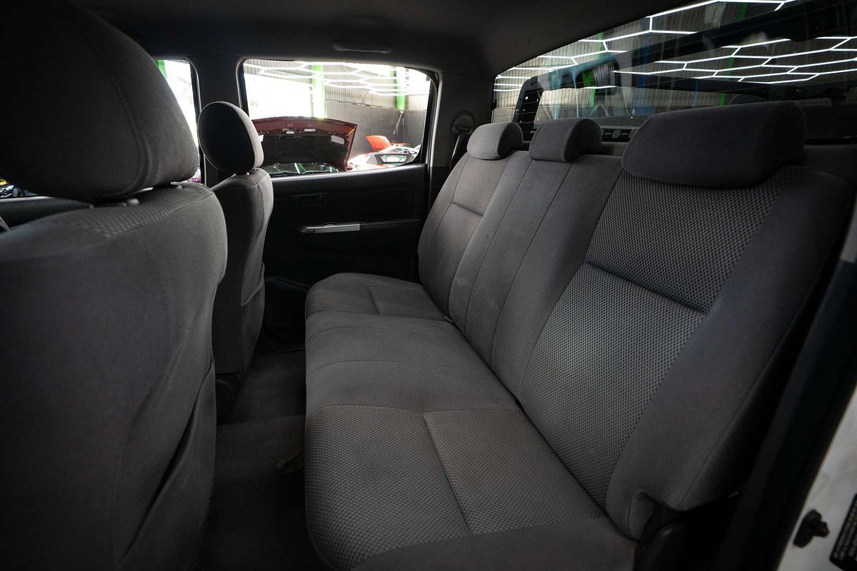 2013 Toyota Hilux SR5 KUN26R 4X4