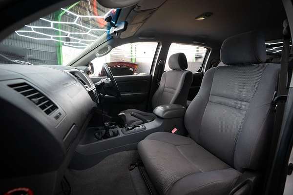 2013 Toyota Hilux SR5 KUN26R 4X4